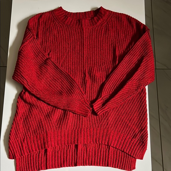 American Eagle Red Knit Sweater Size Small - Picture 1 of 3